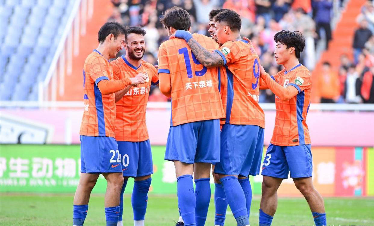 乐鱼在线入口 -奔赴星空歌词